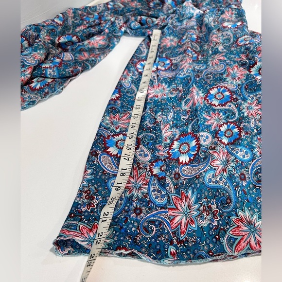 Bold & Beautiful silk pants & top floral print - Picture 16 of 16